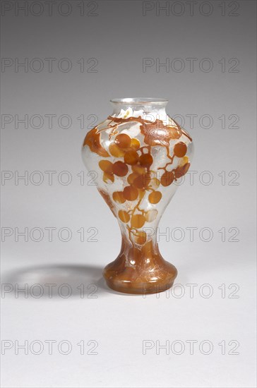 Vase with flered neck