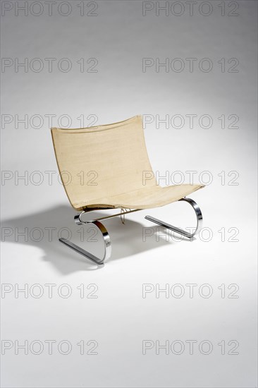 Lounge chair by Poul Kjaerholm