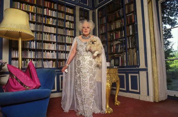 04/05/1995. HATFIELD: BARBARA CARTLAND CHEZ ELLE