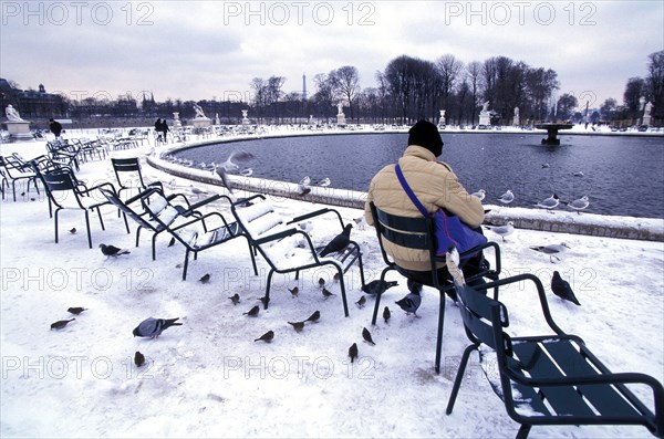 20/02/1996. LA NEIGE A PARIS