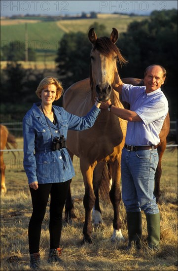 00/07/1996. MICHEL MONTIGNAC ET SA FEMME SUZY       AU DOMAINE DU MOULIN