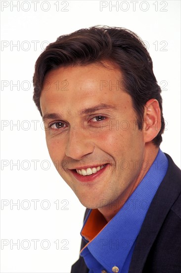 00/05/1997. CLOSE-UP JULIEN COURBET, ANIMATEUR T.V