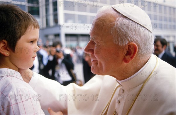 00/00/1985. VISITE DE JEAN PAUL II AU LUXEMBOURG