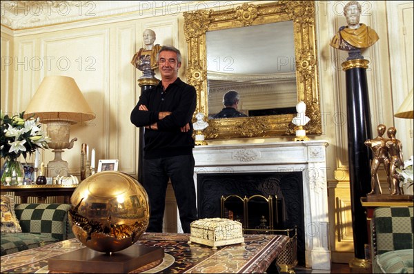 09/22/1997. Paris: Flavio Briatore at home.