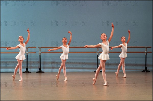 01/10/2000. The "Petits Rats", pupils of the Opera Garnier ballet class in Paris, working as extras.