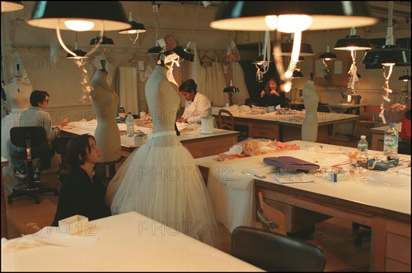 01/10/2000. The "Petits Rats", pupils of the Opera Garnier ballet class in Paris, working as extras.