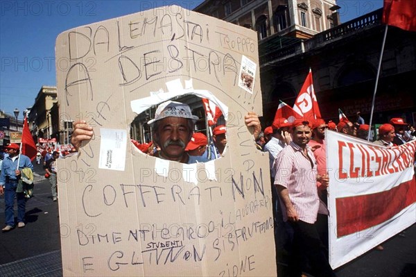 ITALY. ROMA. MAY 29, 1999. DEMONSTRATION AGAINST TERRORISM