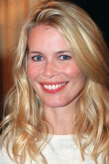 06/10/99. PARIS CLAUDIA SCHIFFER MEMBER OF THE US COMMITTE FOR UNICEF'S