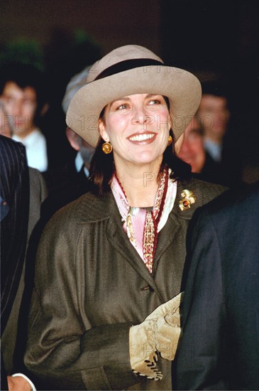 MONTE CARLO. 07/12/99. THE ROYAL FAMILY OF MONACO UNVEILS THE NEW STATION