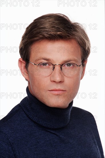 02/15/2000. Laurent Delahousse TV entertainer on M6 network