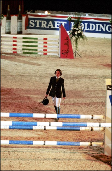 04/14/2000. Jumping in Monaco.