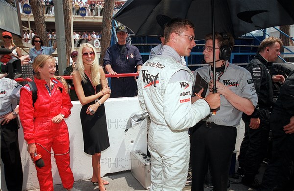 06/04/2000. People at the formula one grand prix of Monaco