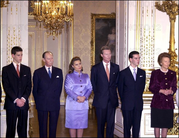 12/18/2000. Prince Guillaume enthroned Grand Duke of Luxembourg.