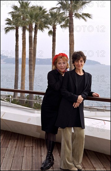 02/17/2001. 41st television festival of Monte Carlo: photocall for "Valeria"