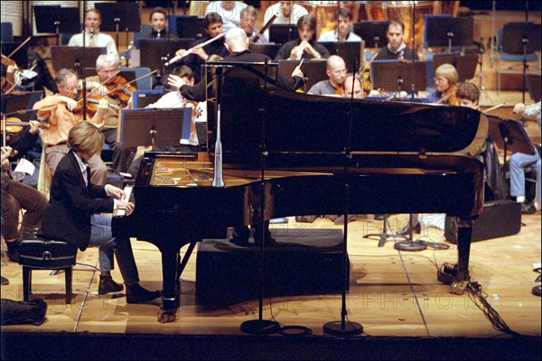 04/04/2001. Helene Grimaud, pianist, on rehearsal at "la cite de la musique".