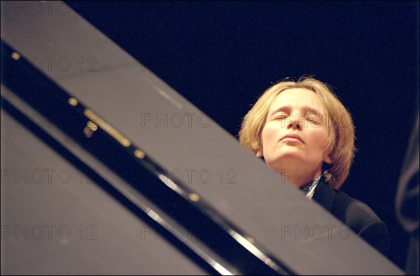 04/04/2001. Helene Grimaud, pianist, on rehearsal at "la cite de la musique".