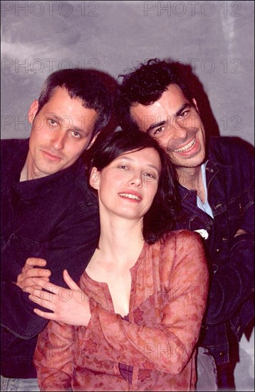 05/11/2001 54th Cannes film festival: studio of Marc Recha, Nathalie Boutefeu and David Selvas