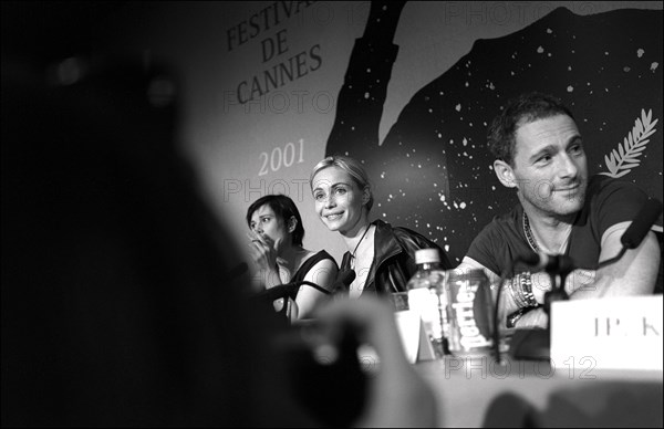 05/12/2001. 54th Cannes film festival: Press conference of "la Repetition" team.