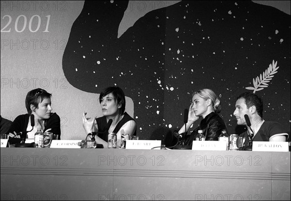 05/12/2001. 54th Cannes film festival: Press conference of "la Repetition" team.