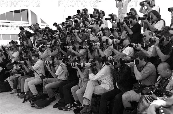 05/14/2001. 54th Cannes Festival: Press conference of "La pianiste" by Michael Haneke.