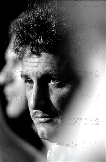 05/15/2001.54th Cannes Film Festival: Sean Penn and Robin Wright