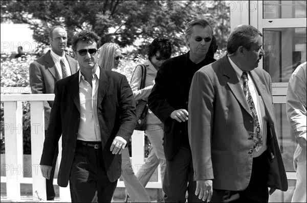 05/15/2001.54th Cannes Film Festival: Sean Penn and Robin Wright