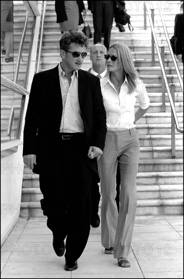 05/15/2001.54th Cannes Film Festival: Sean Penn and Robin Wright