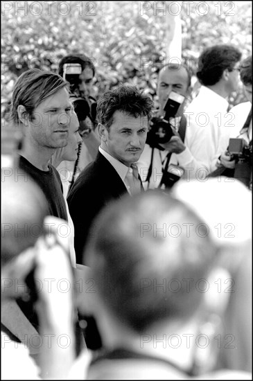 05/15/2001.54th Cannes Film Festival: Sean Penn and Robin Wright