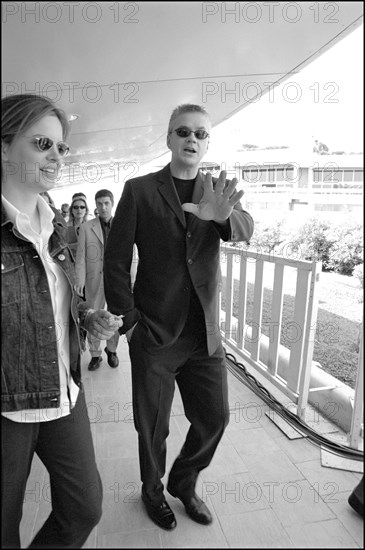 05/18/2001 54th Cannes film festival: photocall & press conference of "Human Nature"