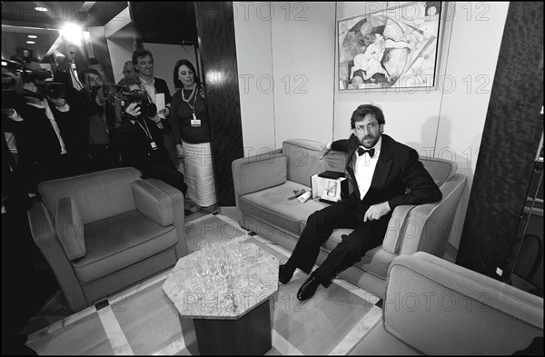 05/20/2001. 54th Cannes Film Festival : Backstage closing ceremony