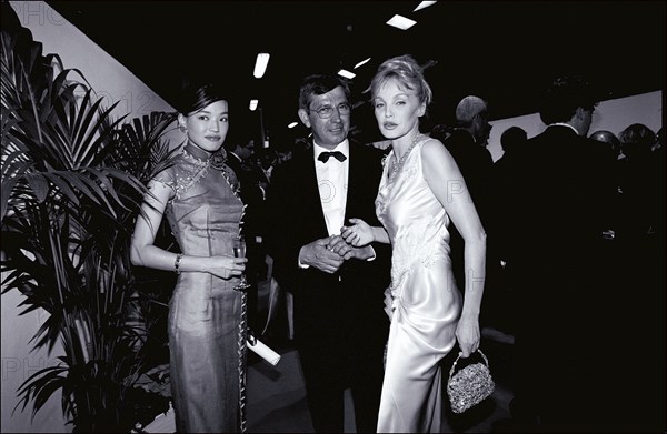 05/20/2001. 54th Cannes Film Festival : Backstage closing ceremony