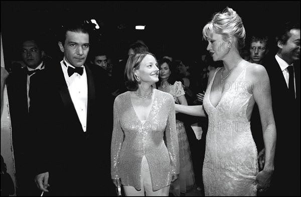 05/20/2001. 54th Cannes Film Festival : Exclusive Backstage closing ceremony