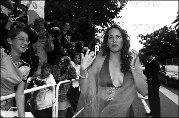 05/20/2001. 54th Cannes Film Festival : Exclusive Backstage closing ceremony