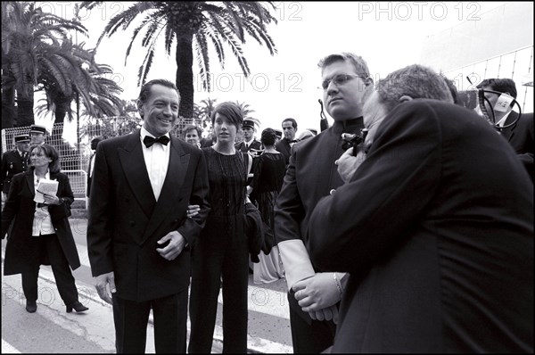 05/20/2001. 54th Cannes Film Festival : Exclusive Backstage closing ceremony