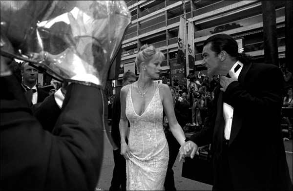 05/20/2001. 54th Cannes Film Festival : Exclusive Backstage closing ceremony