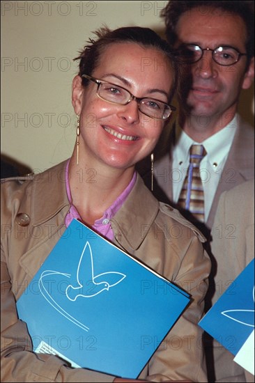 06/19/2001. Press conference of "la voix de l'enfant" with Carole Bouquet.