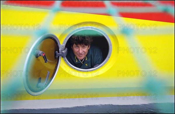 07/00/2001. Jean Le Cam and Jacques Caraes skippers of "Bonduelle" trimaran.