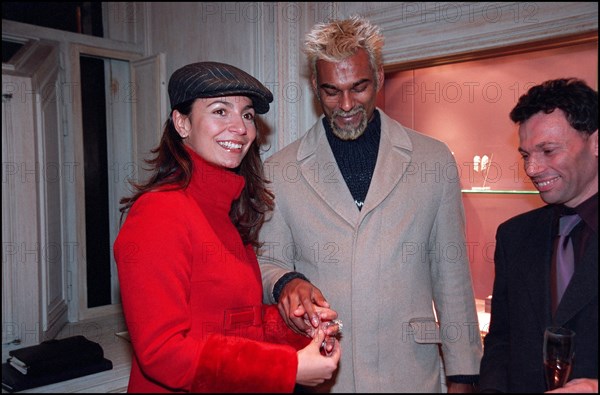 12/12/2001. Party at Van Cleef and Arpels shop on Vendome square.