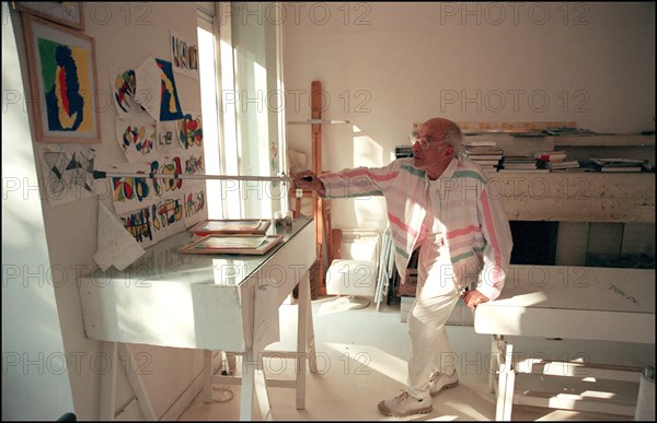 06/00/2000. EXCLUSIVE: Close-up Andre Courreges at home.