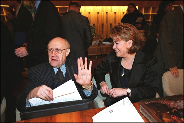 02/11/2002. Meeting of unesco goodwill ambassadors in Paris