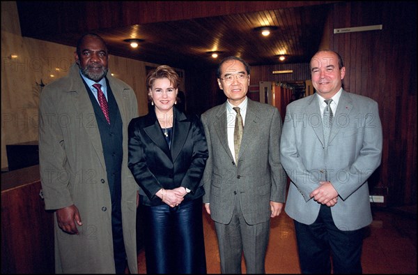 02/11/2002. Meeting of unesco goodwill ambassadors in Paris