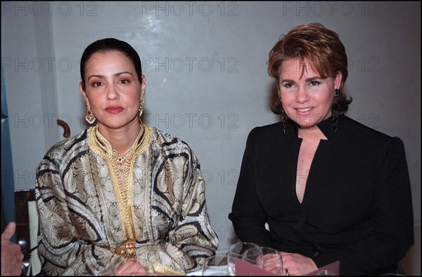 02/11/2002. Meeting of unesco goodwill ambassadors in Paris