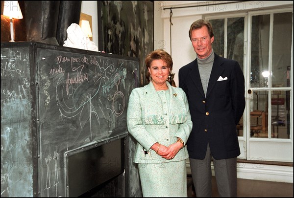 02/00/2002. EXCLUSIVE Grand duke and duchess of Luxembourg, Henri and Maria Theresa, in Paris