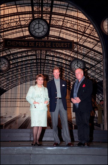 02/00/2002. EXCLUSIVE Grand duke and duchess of Luxembourg, Henri and Maria Theresa, in Paris