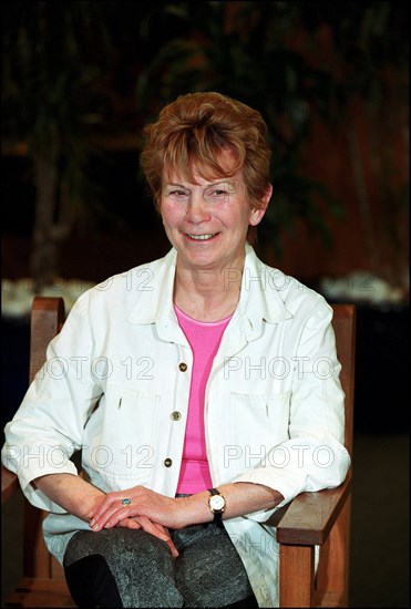 02/00/2002. Jeanine Salomone, author.