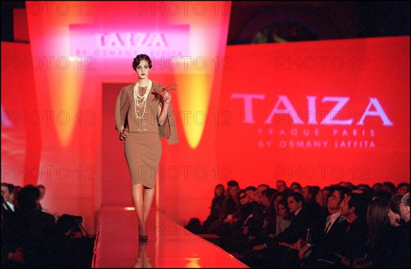 03/05/2002. Taiza fashion show at the National school fine arts in Paris.