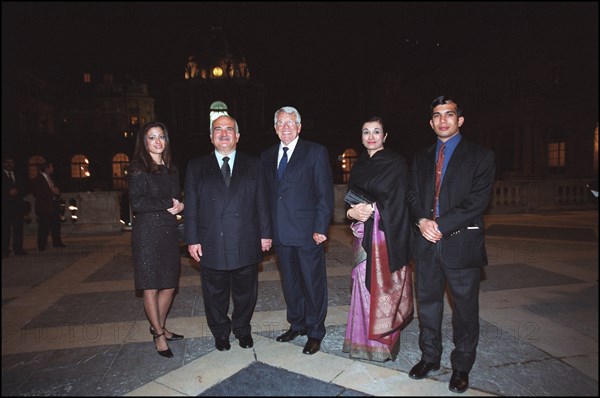 03/00/2002. EXCLUSIVE : Prince Hassan of Jordan visits French senate.