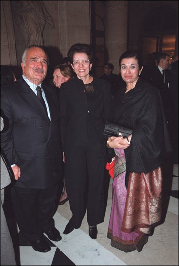 03/00/2002. EXCLUSIVE : Prince Hassan of Jordan visits French senate.