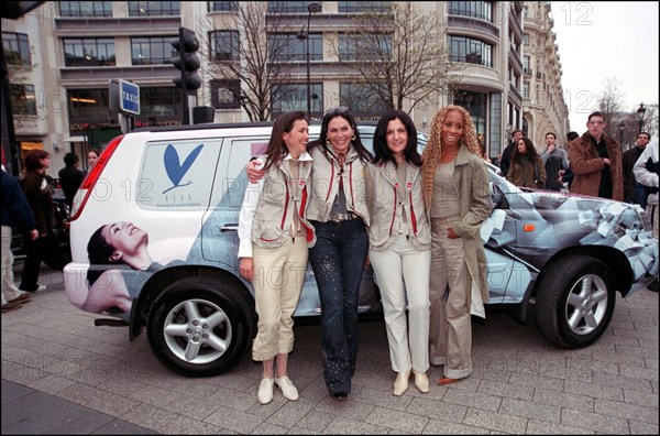 03/16/2002. EXCLUSIVE. Mia Frye, Mouna AL Ayoub and Francois Girbaud present the Nissan car for the "Trophee Aicha des gazelles"