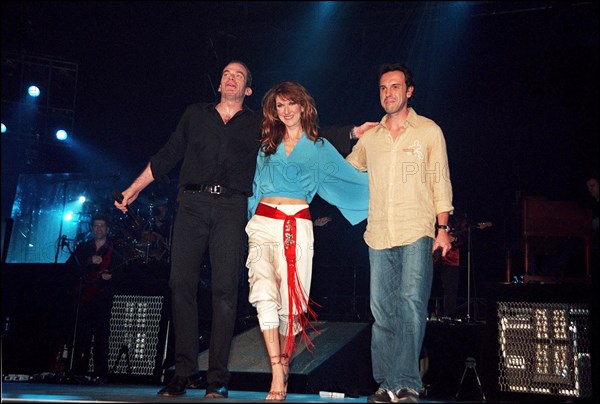 03/20/2002  Garou and Celine Dion performs at Bercy.